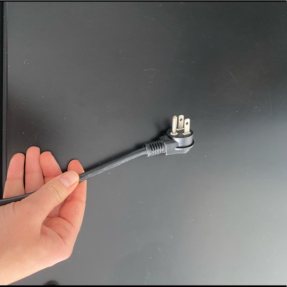 Danby Designer 38 Bottle Wine Fridge - Picture 9 of 9